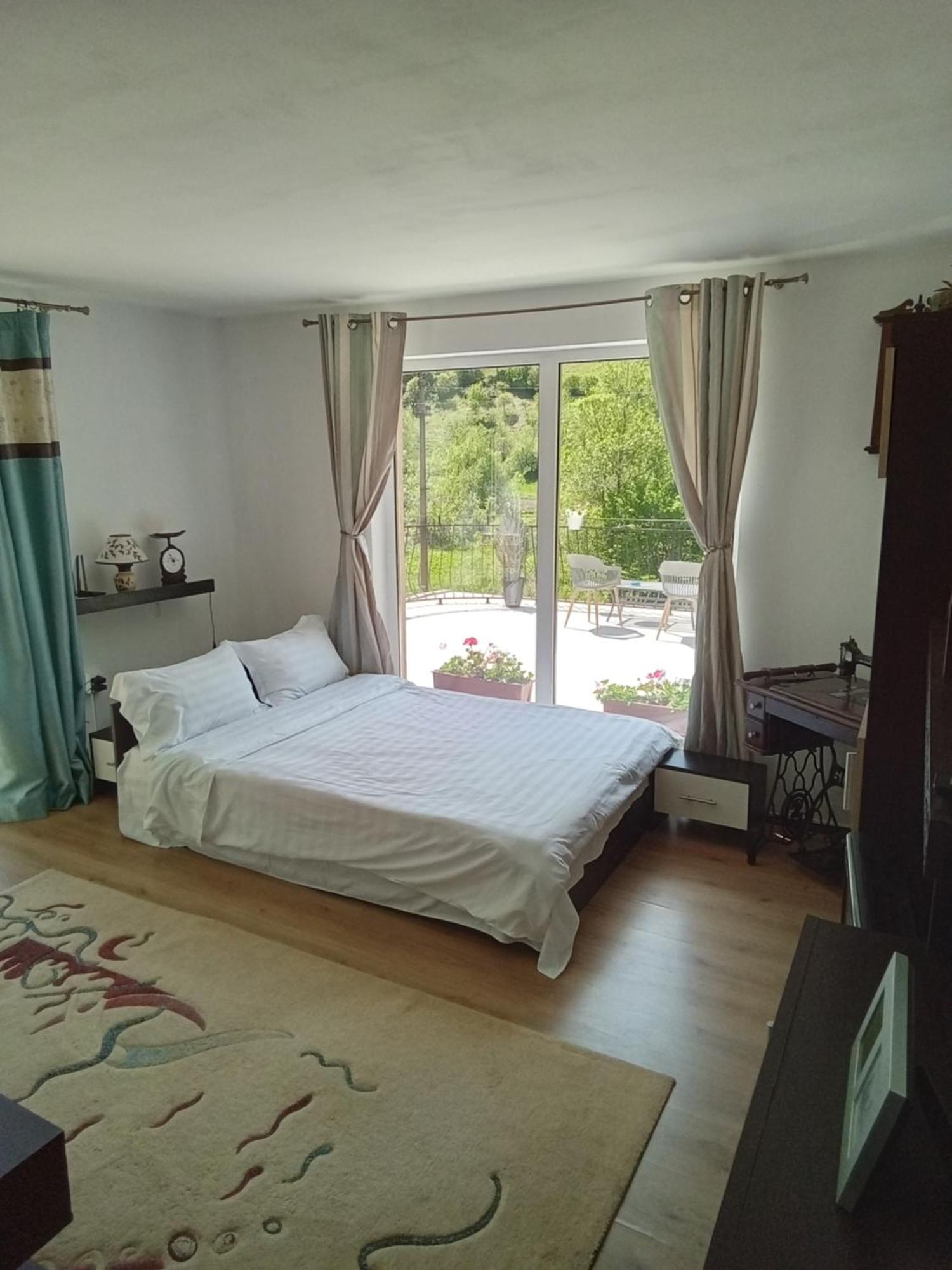 Casa Ozon Hotell Vulcan  Eksteriør bilde